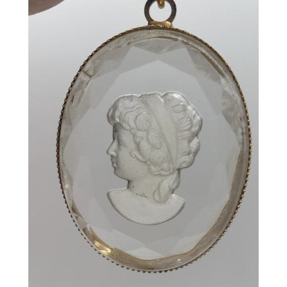 Vintage Jewelry - Vintage Intaglio Reverse Engraved Cameo Necklace Rope Chain Faceted Pendant 1970